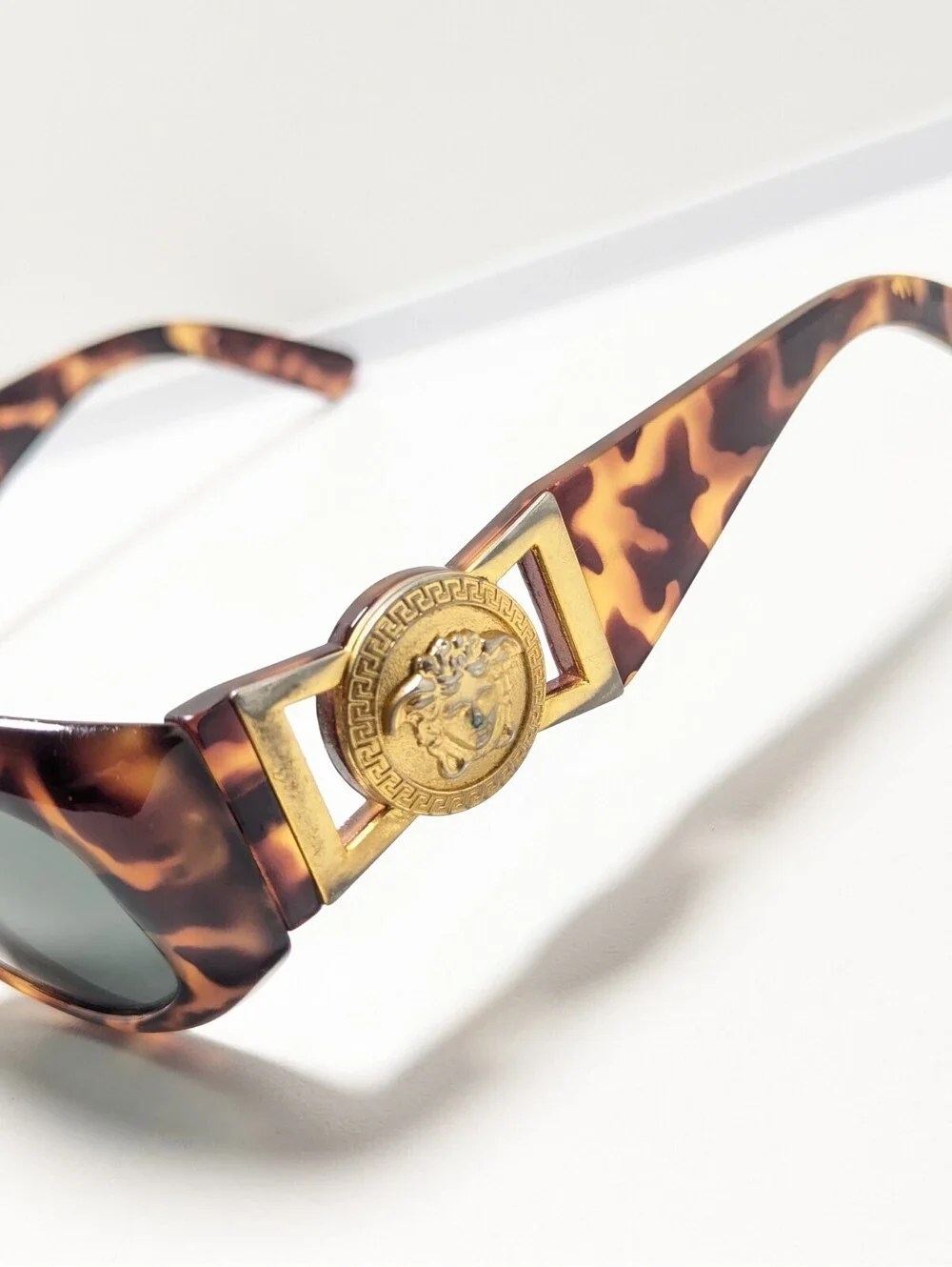 Gianni Versace MOD424 Green UV Brown Tortoiseshell Cat Eye Women's Sunglasses